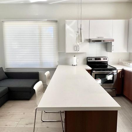 Villa Brand New Modern Laneway House Vancouver Esterno foto
